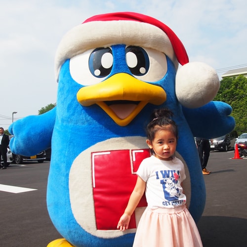 ドンペンとMEGAドン・キホーテ神戸学園都市店 ドンペンと一緒