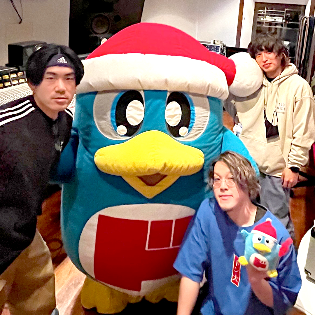 MEGAドンキ渋谷本店 優里さん Red Bull Jukeboxキャンペーン